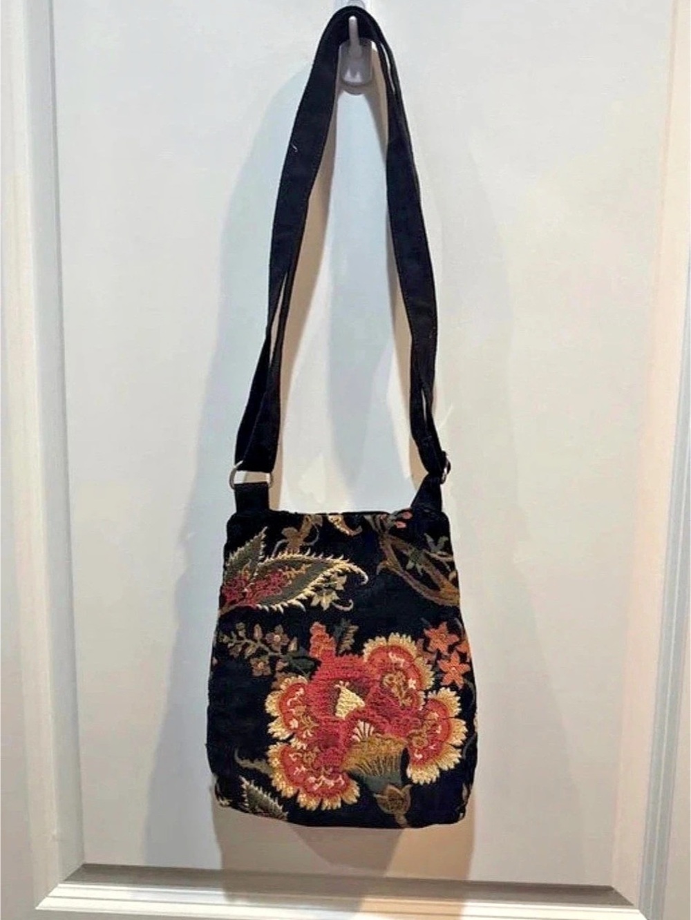 Vintage Danny K Floral Embroidered Crossbody Bag in Black & Red Like New